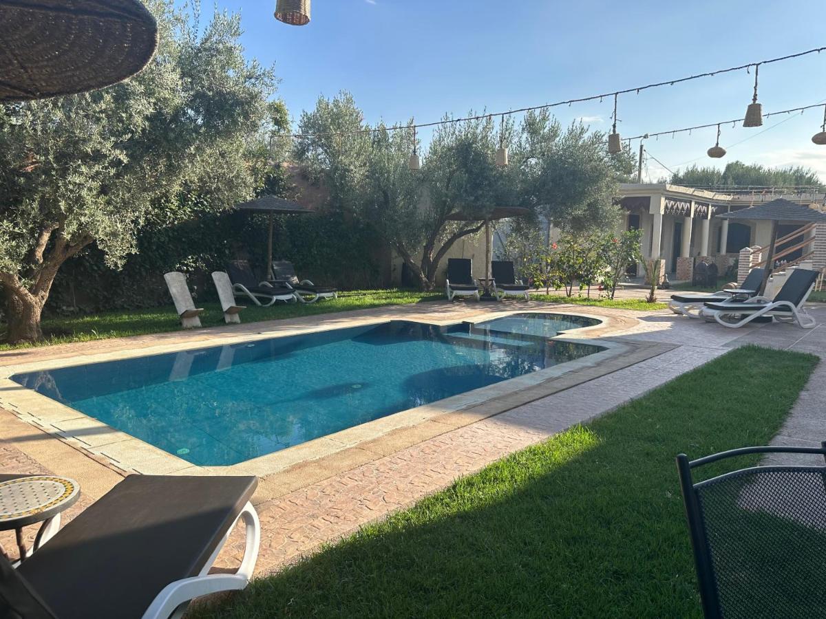 Oasis Merasi Marrakech Lagouassem Luaran gambar