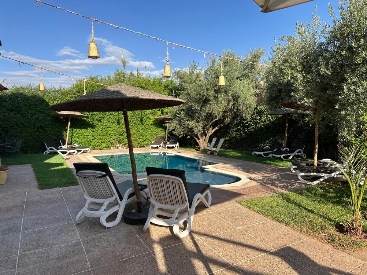 Oasis Merasi Marrakech Lagouassem Luaran gambar