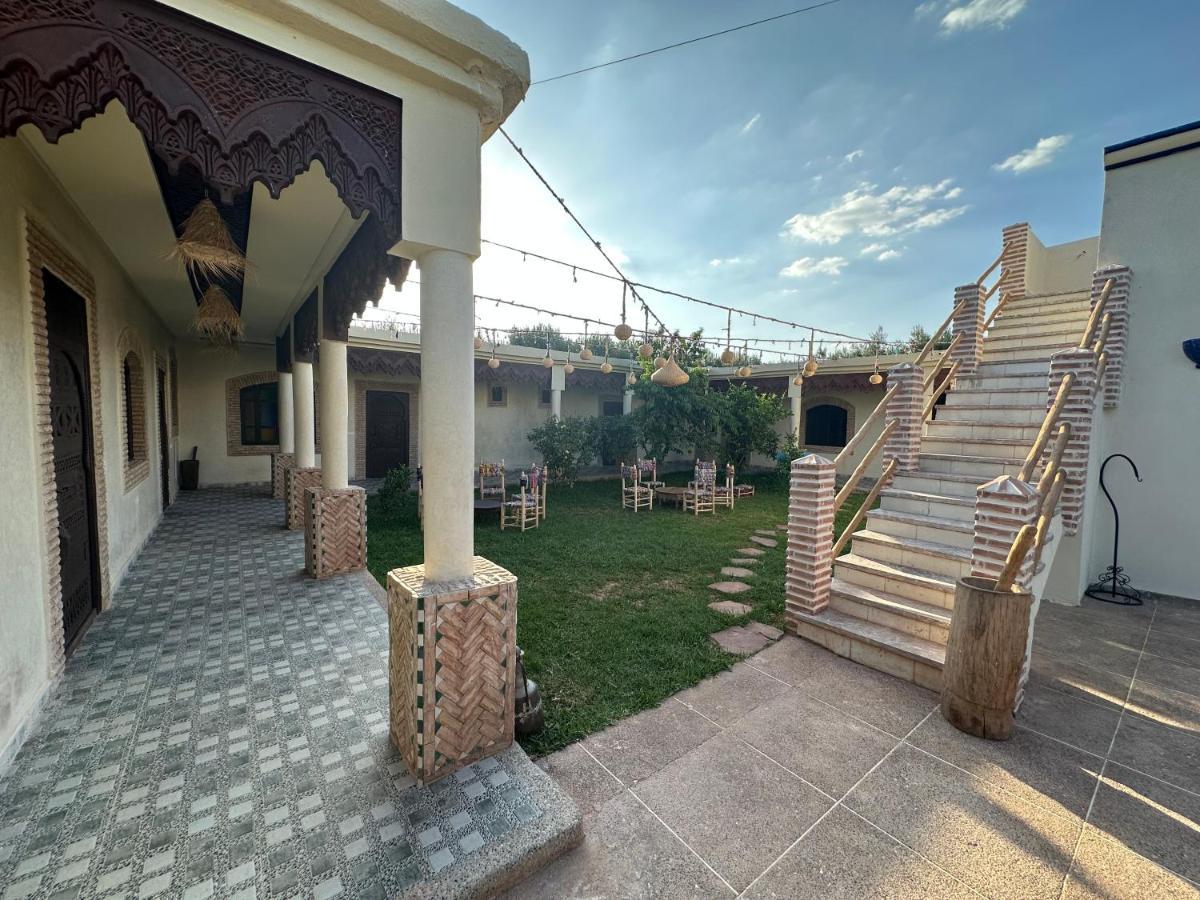 Oasis Merasi Marrakech Lagouassem Luaran gambar