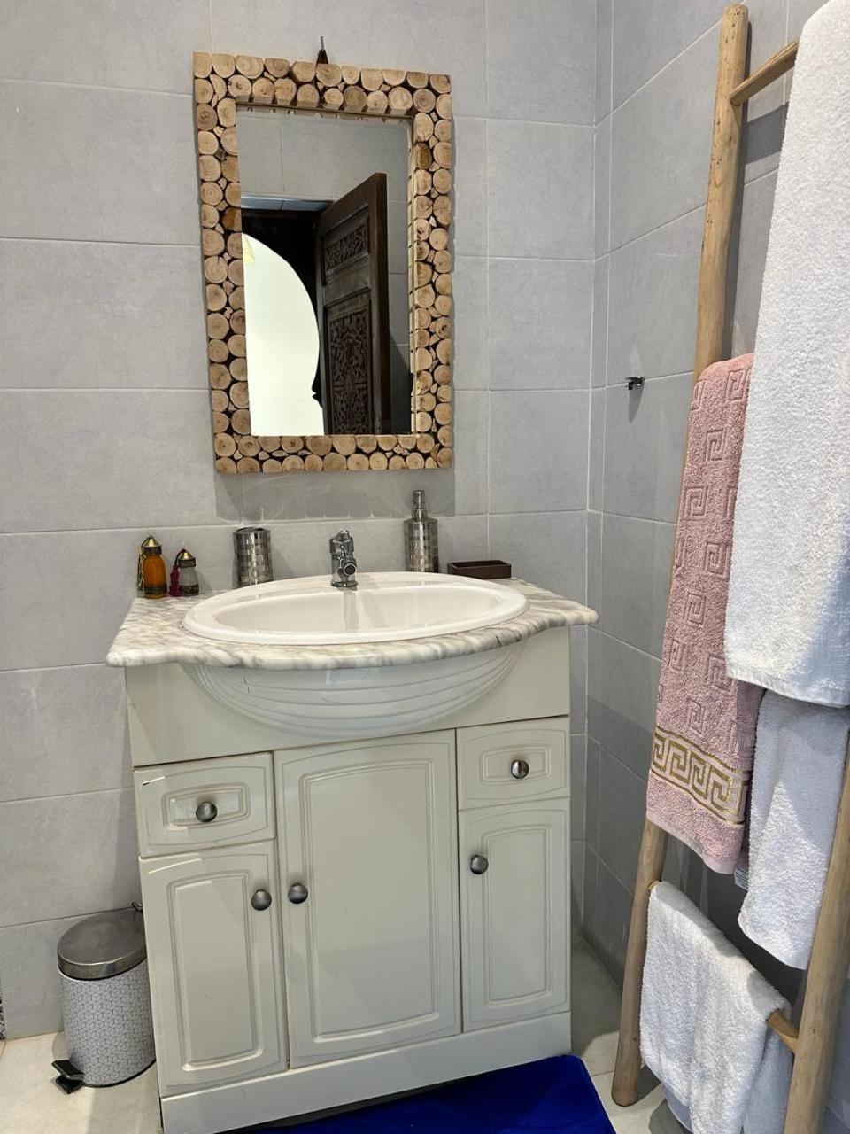 Oasis Merasi Marrakech Lagouassem Luaran gambar